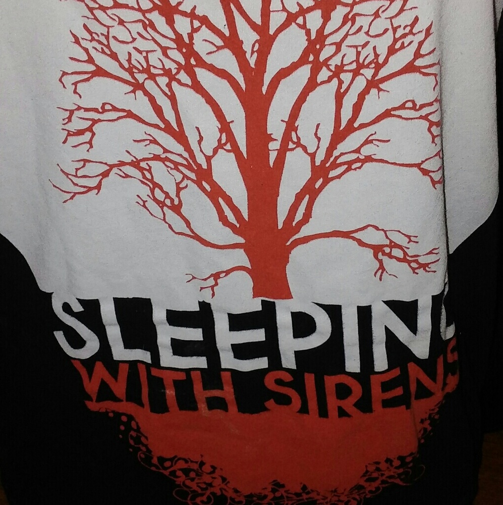 Sleeping With Sirens Longsleeve Shirt! - Picture 2 of 3